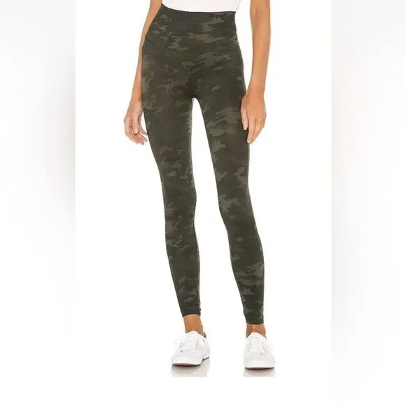 SPANX Look at Me Now Seamless Leggings | Green Camo | Small | Retail $118 - Picture 2 of 9